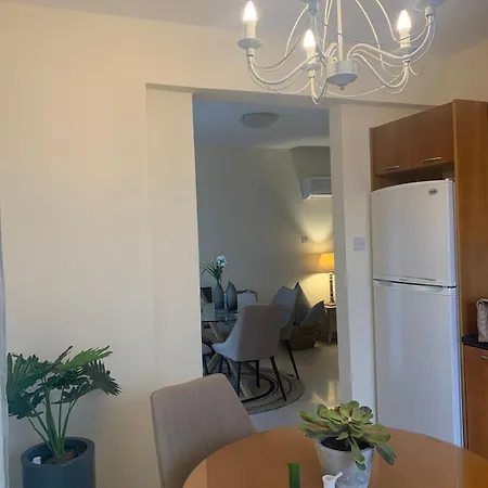 Stylish Well-equipped 2-bed Flat In Nicosia Centre Strovolos