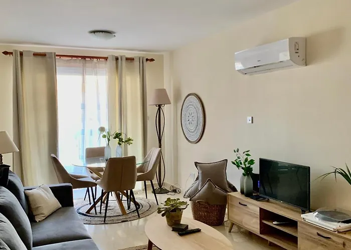 Διαμέρισμα Stylish Well-equipped 2-bed Flat In Nicosia Centre *
