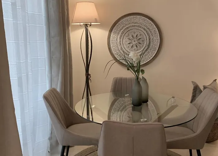 Stylish Well-equipped 2-bed Flat In Nicosia Centre Διαμέρισμα
